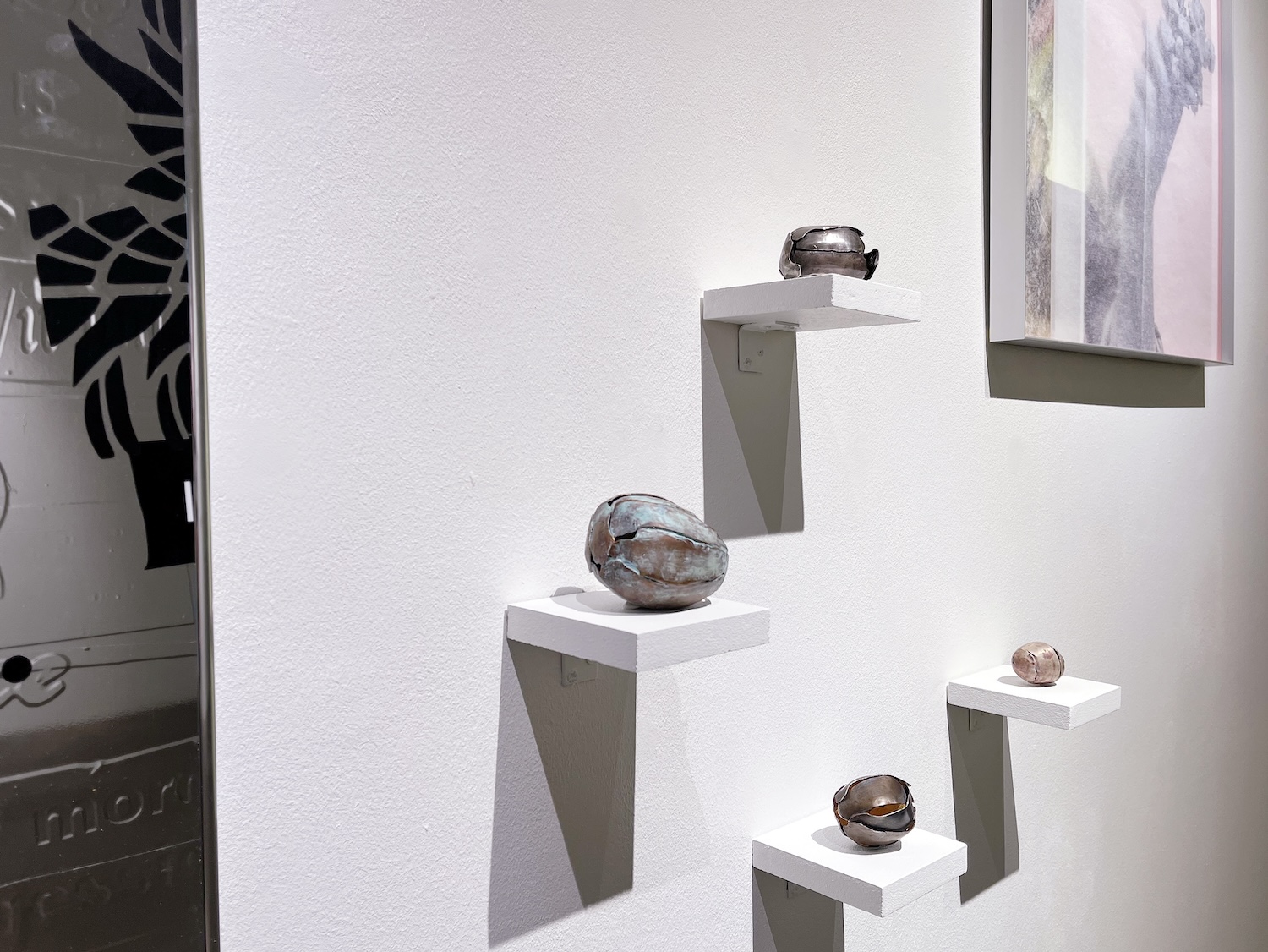 Eesti Kunstnike Liidu aastanäitus Kevadnäitus 2026 on tänavu senisest suurim ja toimub mitmes paigas. Näitusele valiti varasemaga võrreldes üle poole rohkem töi